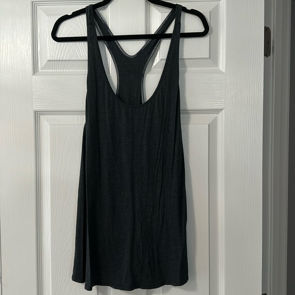 Lululemon women’s racerback tank top size 8 dark gray